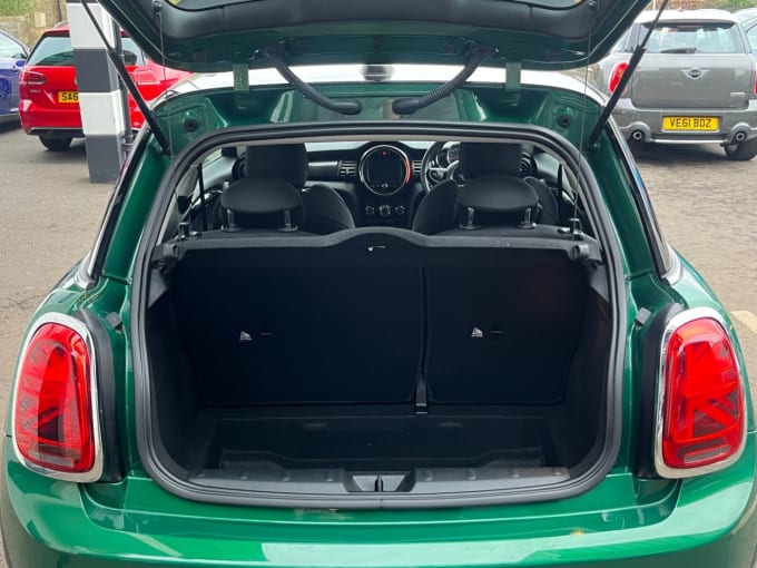 2025 Mini Hatch