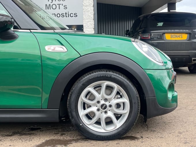 2025 Mini Hatch