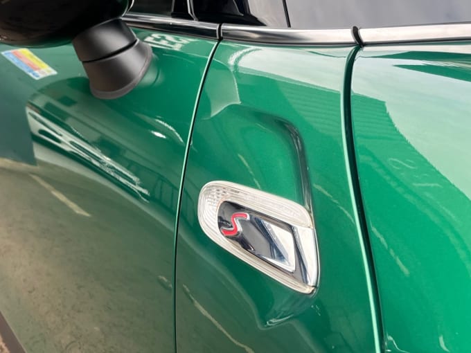 2025 Mini Hatch