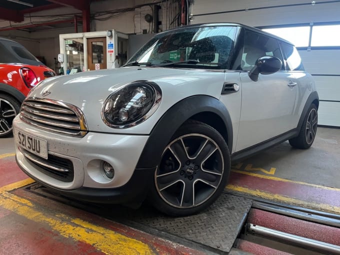 2025 Mini Hatch