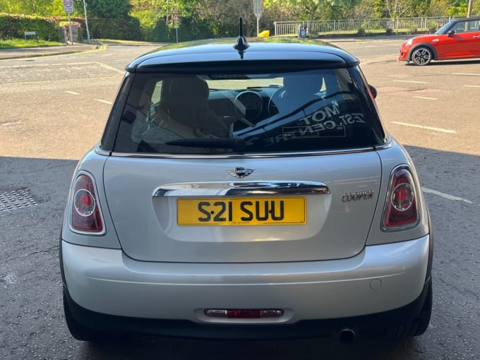 2025 Mini Hatch