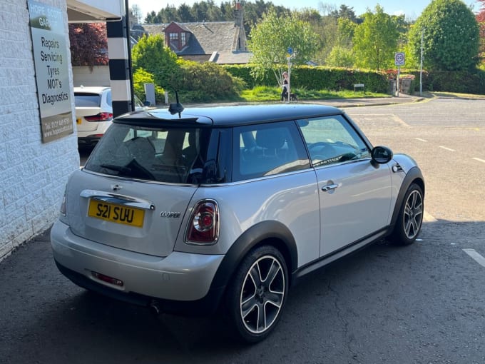 2025 Mini Hatch