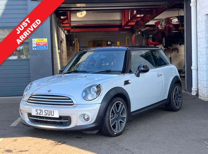2025 Mini Hatch