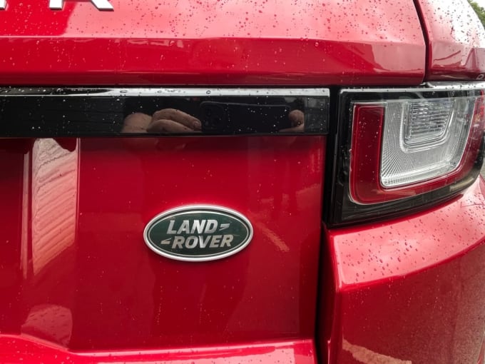 2025 Land Rover Range Rover Evoque