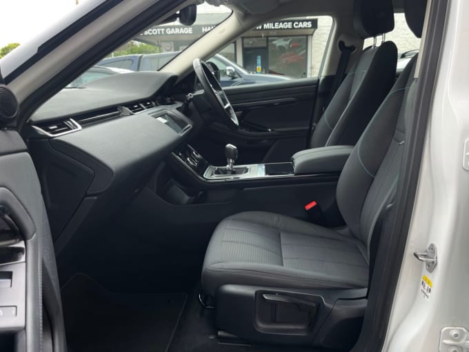 2025 Land Rover Range Rover Evoque
