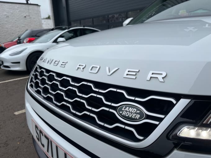 2025 Land Rover Range Rover Evoque