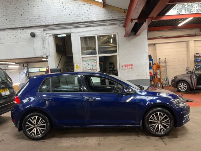 2025 Volkswagen Golf