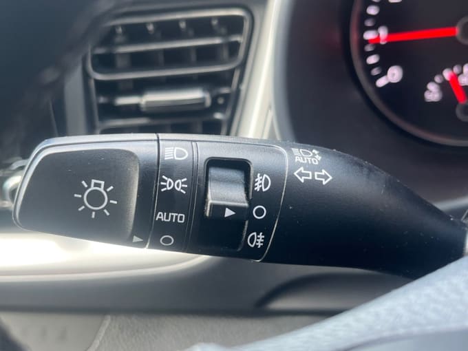 2025 Kia Stonic