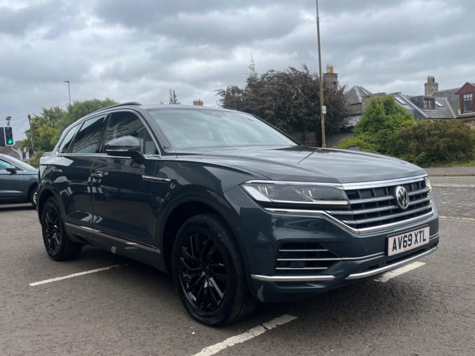 2025 Volkswagen Touareg