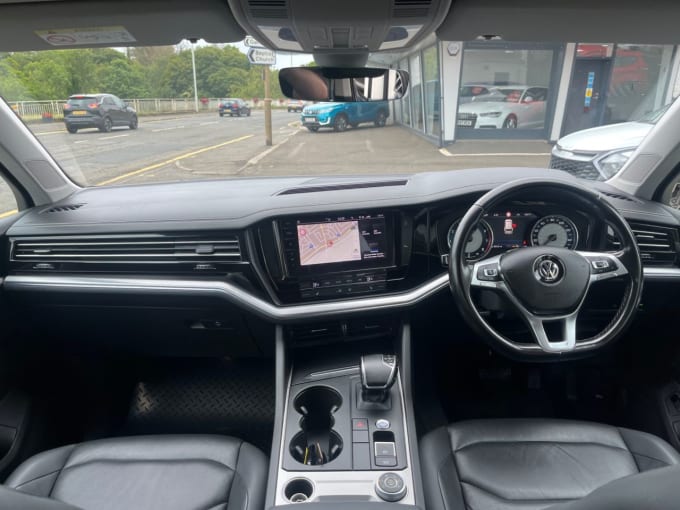 2025 Volkswagen Touareg