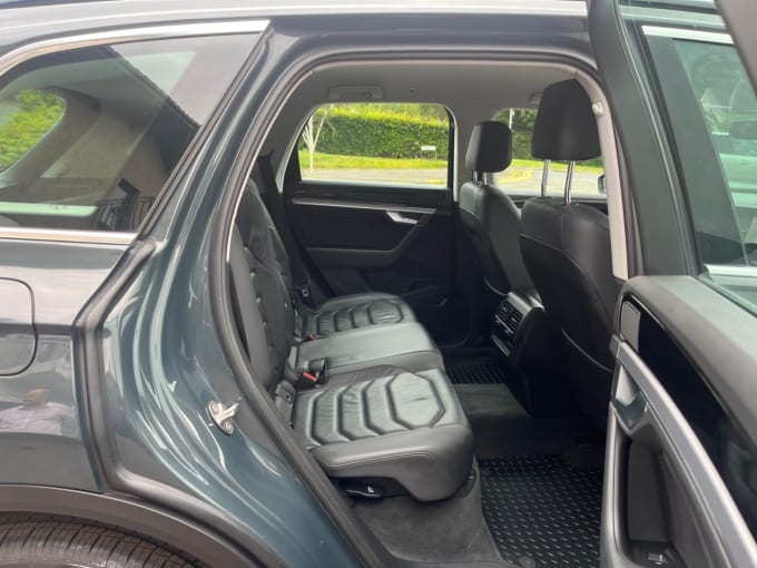 2025 Volkswagen Touareg
