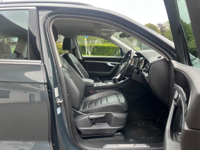 2025 Volkswagen Touareg