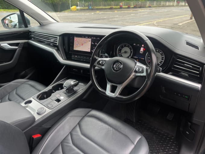 2025 Volkswagen Touareg