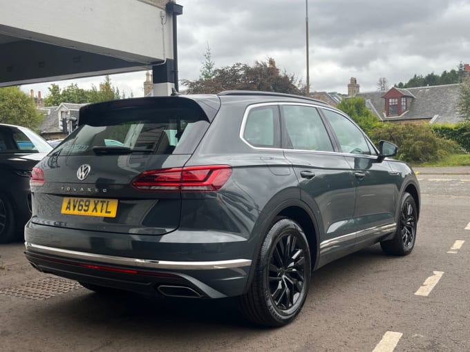 2025 Volkswagen Touareg
