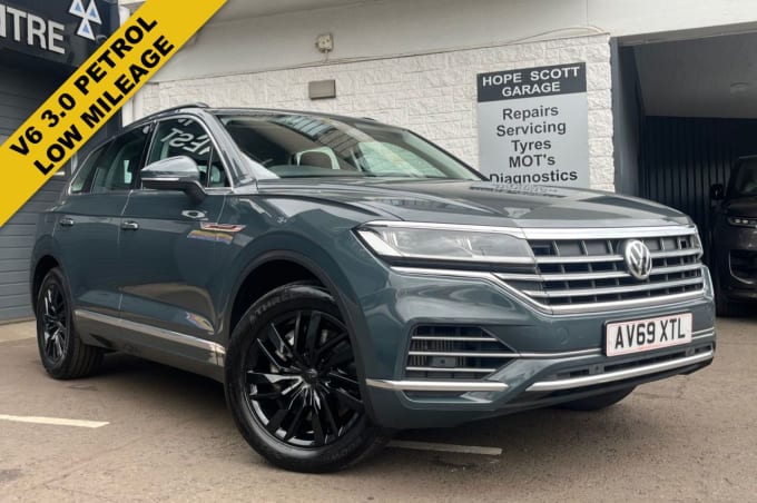 2025 Volkswagen Touareg