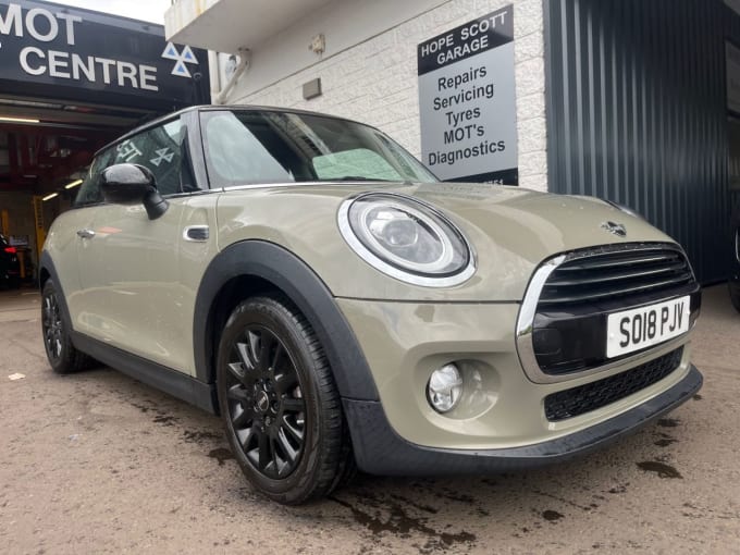 2025 Mini Hatch