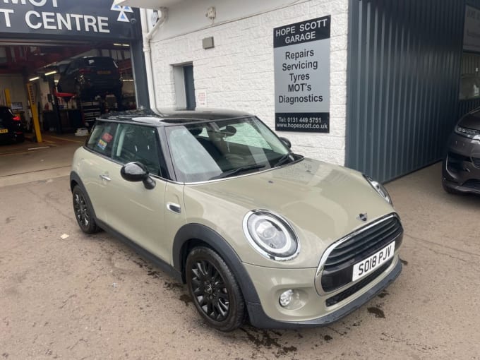 2025 Mini Hatch