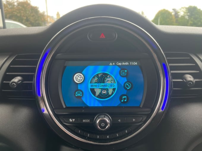 2025 Mini Hatch