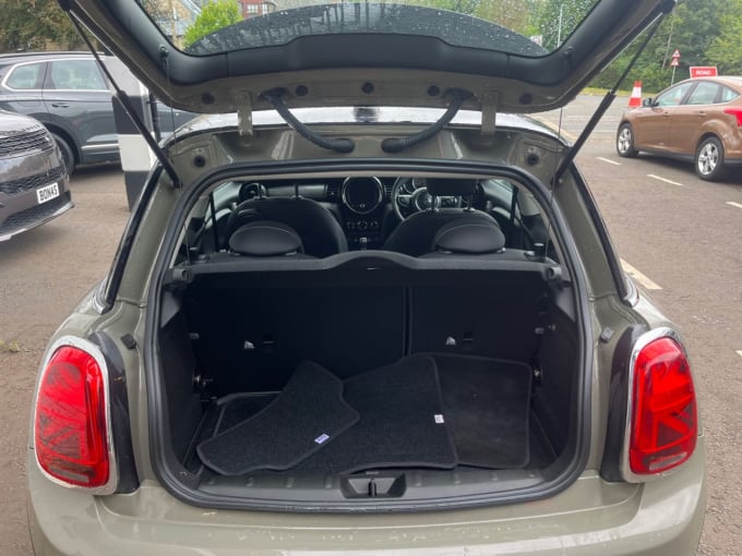 2025 Mini Hatch