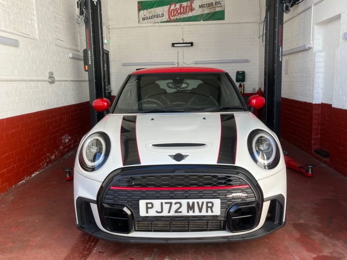 2025 Mini Hatch