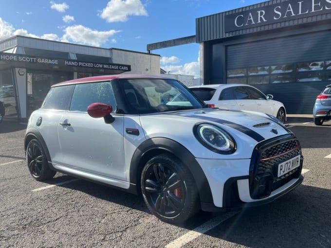 2025 Mini Hatch