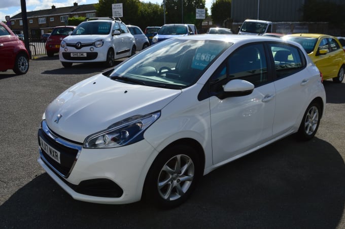 2025 Peugeot 208