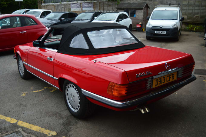 2025 Mercedes-benz 300