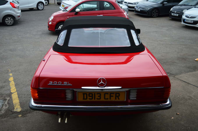 2025 Mercedes-benz 300
