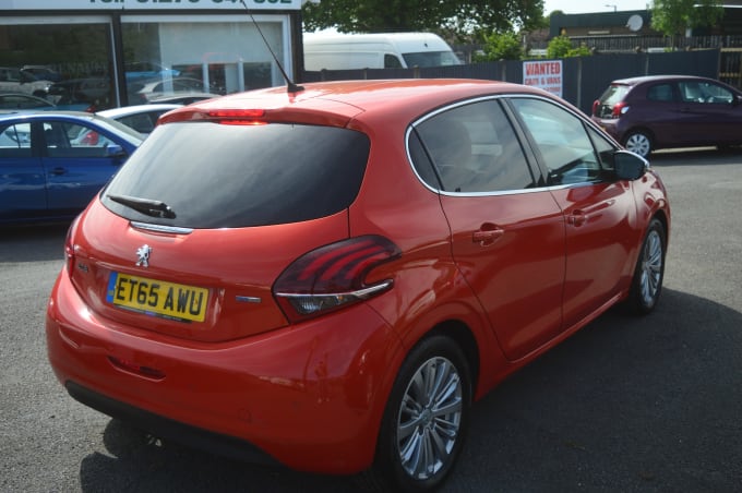 2025 Peugeot 208
