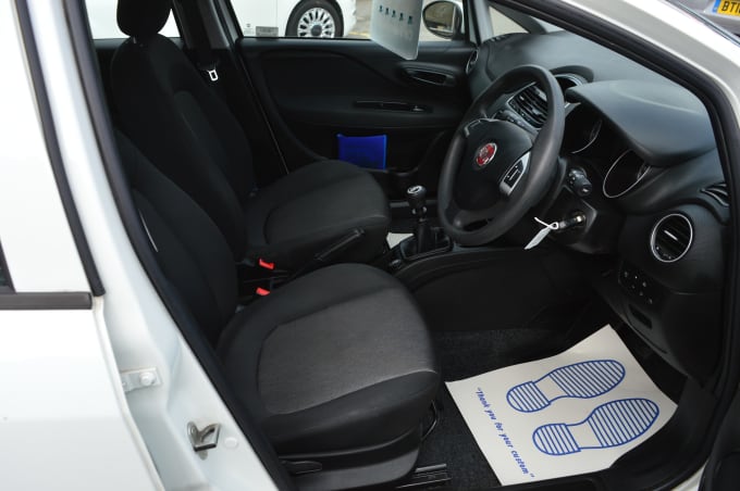 2025 Fiat Punto