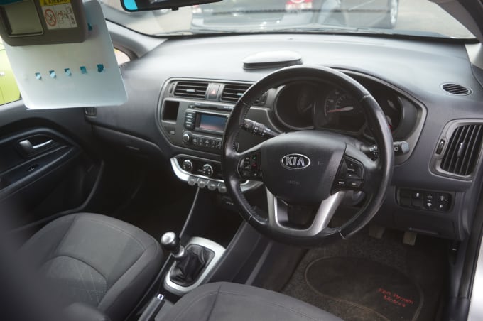 2025 Kia Rio