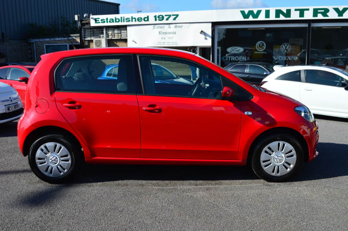 2025 Volkswagen Move Up