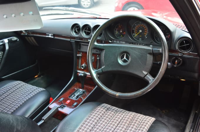 2025 Mercedes-benz 300