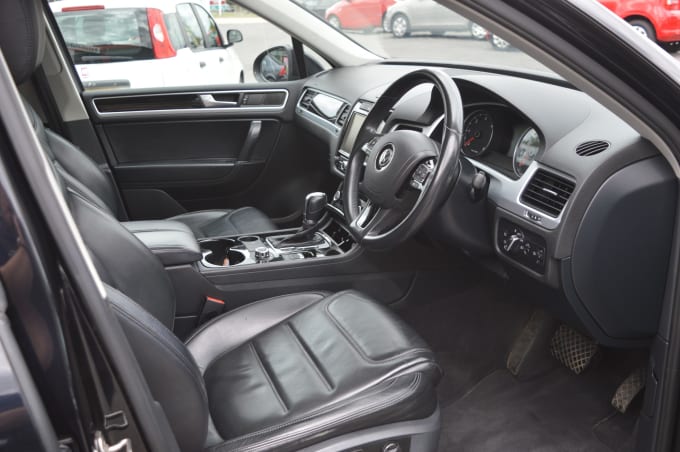 2012 Volkswagen Touareg