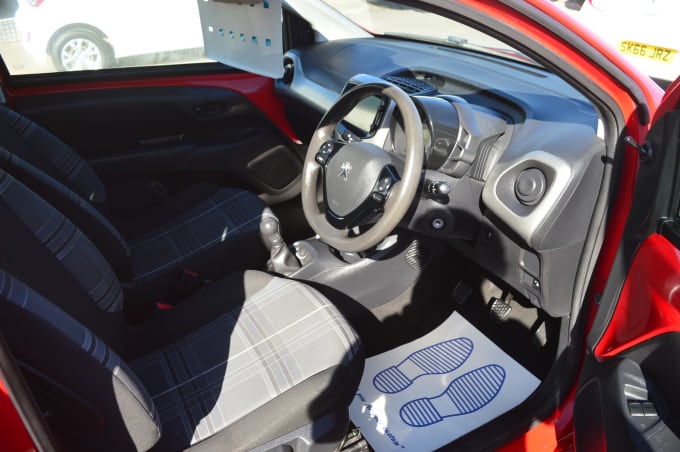 2025 Peugeot 108