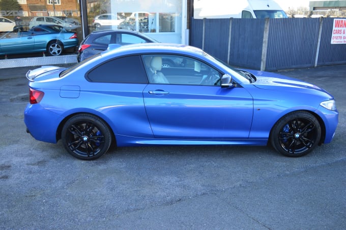 2025 BMW M240i