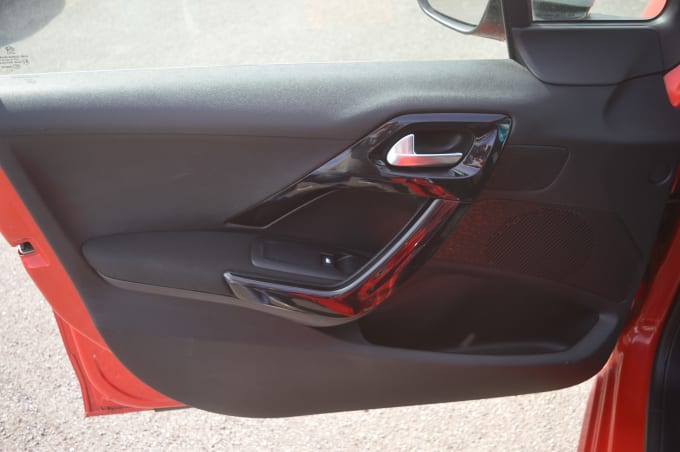 2025 Peugeot 208