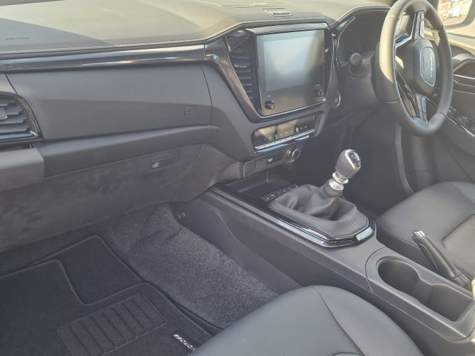 2025 Isuzu D Max