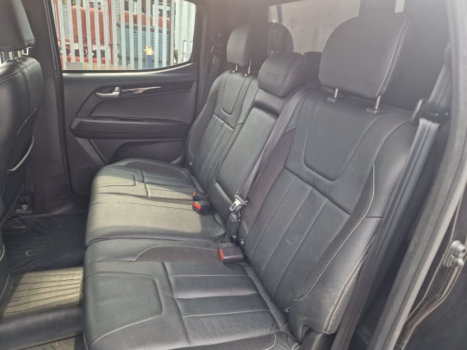 2025 Isuzu D-max