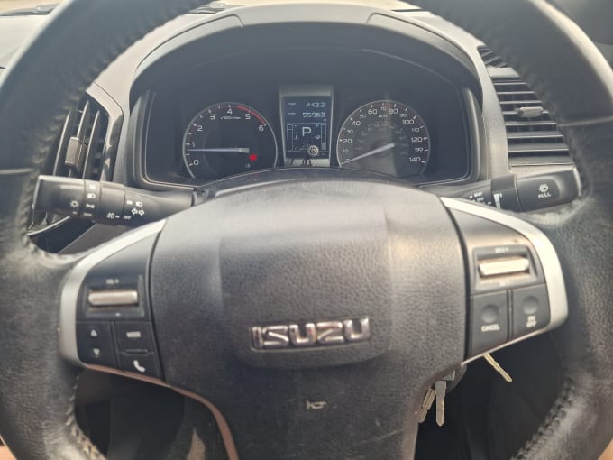 2025 Isuzu D-max