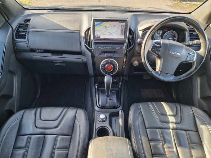 2025 Isuzu D-max