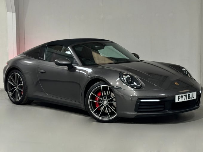 2025 Porsche 911