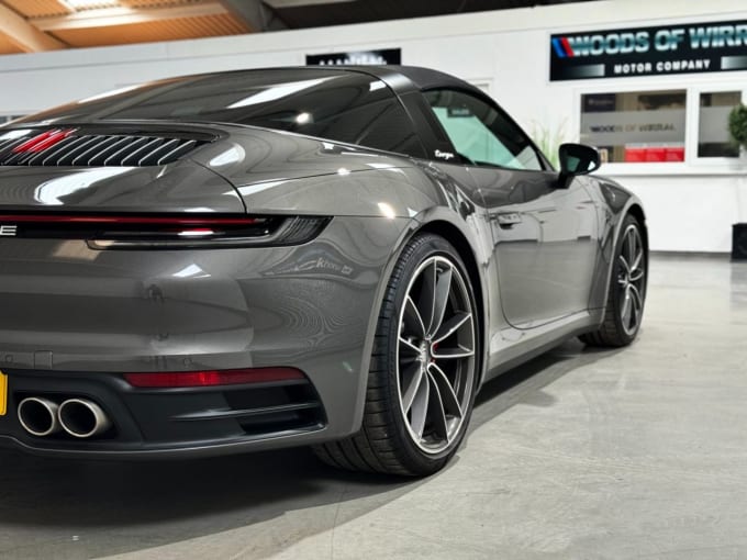 2025 Porsche 911