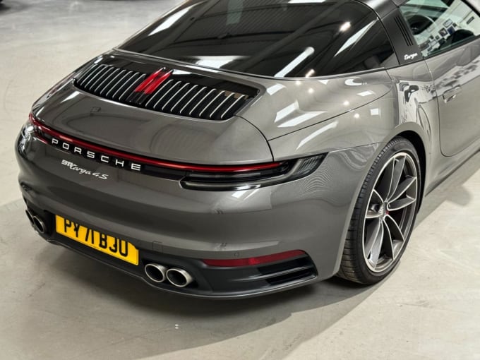 2025 Porsche 911