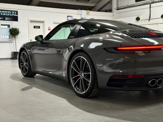 2025 Porsche 911