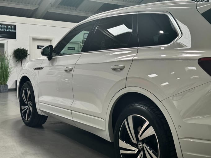 2024 Volkswagen Touareg