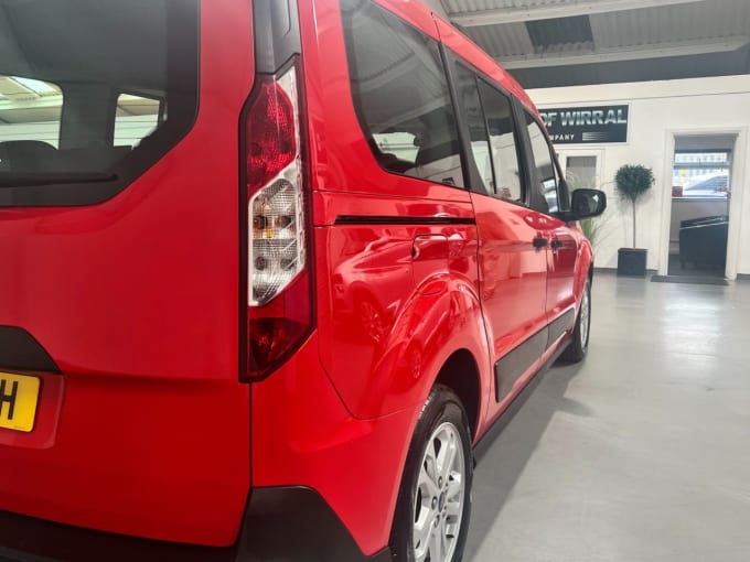 2024 Ford Grand Tourneo Connect