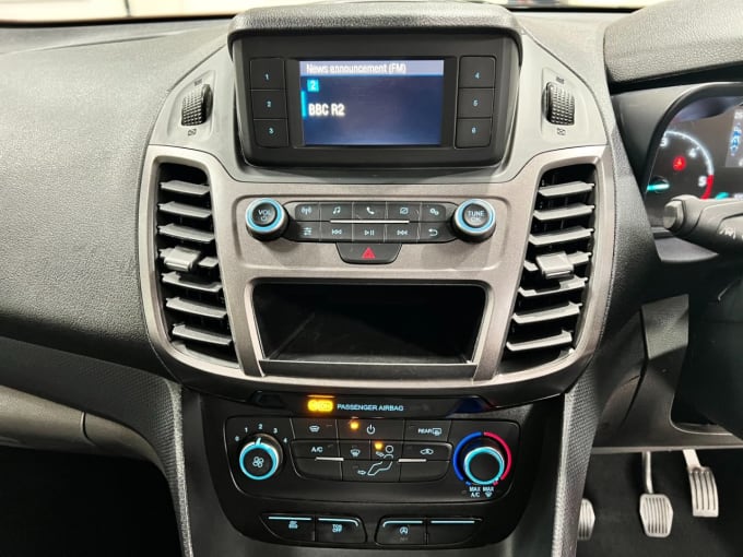 2024 Ford Grand Tourneo Connect