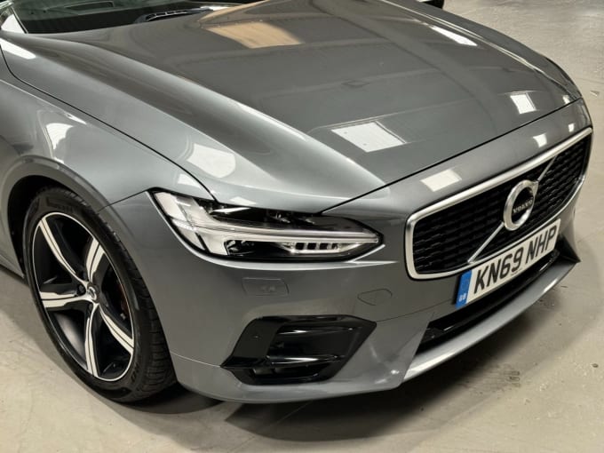 2024 Volvo V90