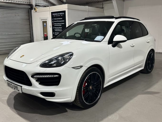 2025 Porsche Cayenne